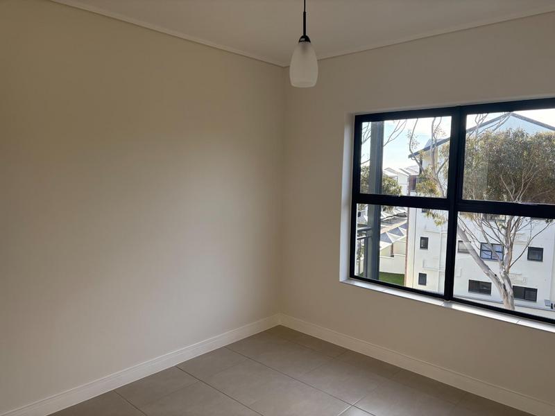 To Let 1 Bedroom Property for Rent in Richwood Western Cape